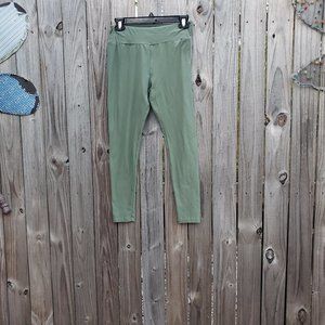 LulaRoe One size army green leggings (#171)